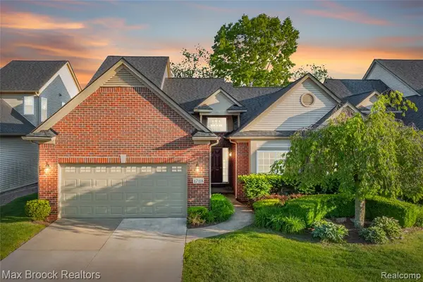 1723 Pine Forest, Commerce Twp, MI 48390