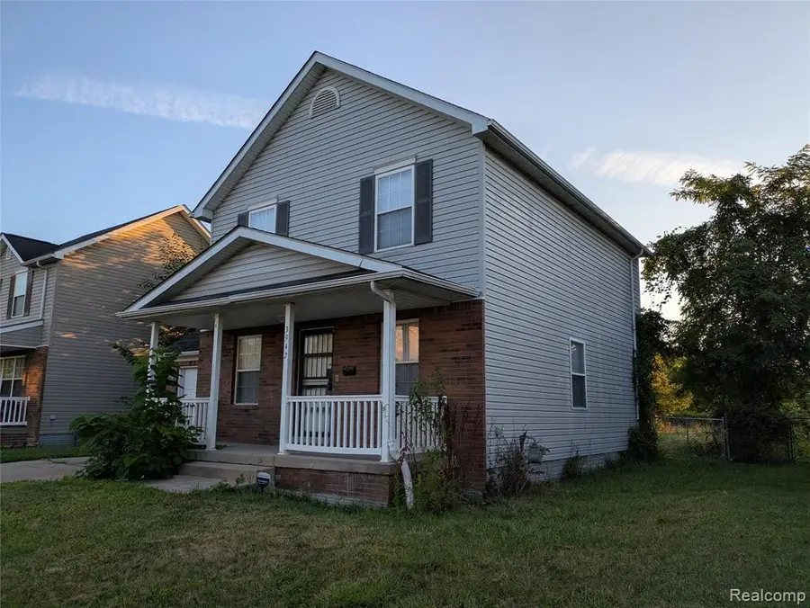 3942 17th, Detroit, MI 48208 - #2