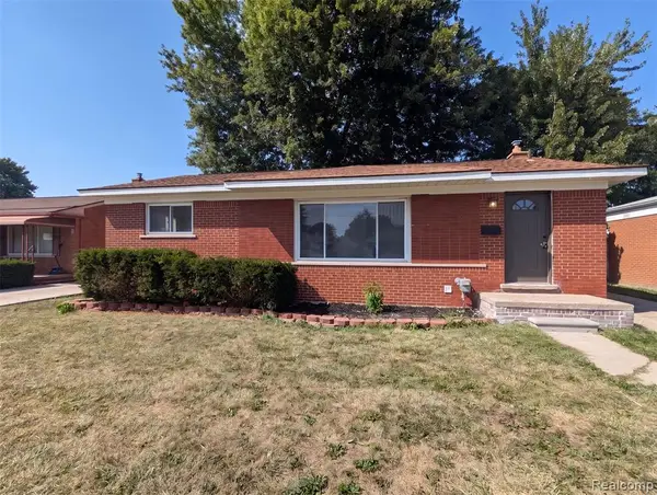 8507 Darlene, Warren, MI 48093