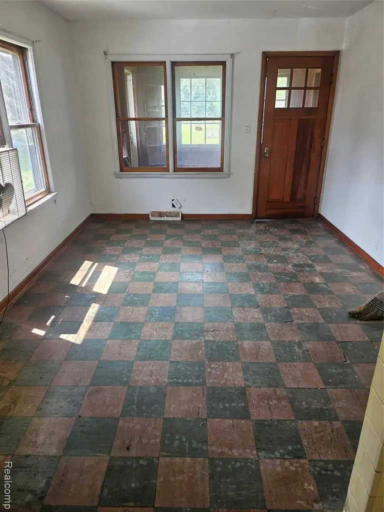 32703 Sutton, Chesterfield, MI 48047 - #2