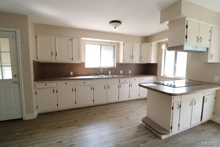 1609 E Court, Flint, MI 48503 - #2