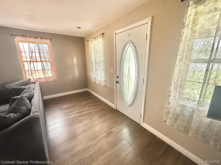 147 Myron, Ortonville, MI 48462 - #3