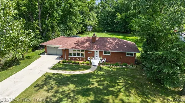 24414 Lois, Southfield, MI 48075