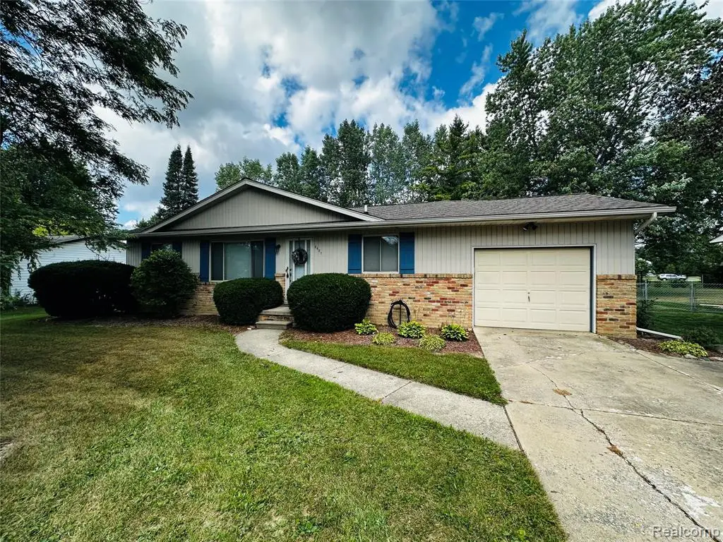5427 Ole Banner, Grand Blanc, MI 48439 - #1