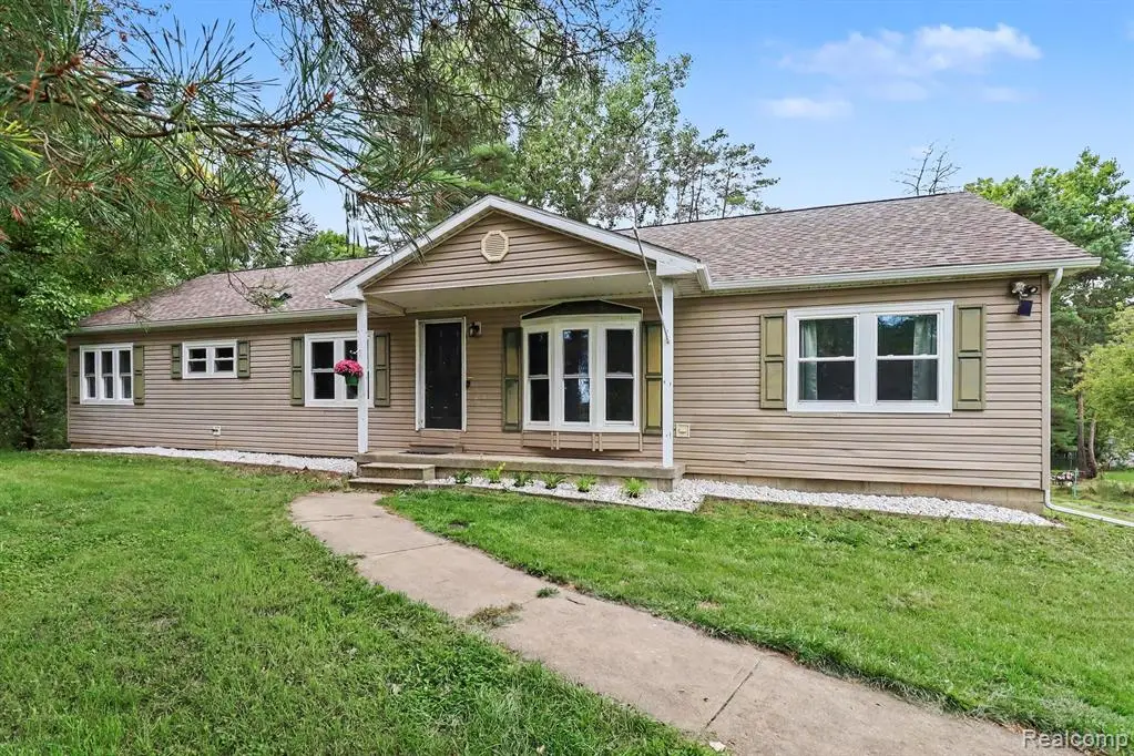 6357 N State, Davison, MI 48423 - #1