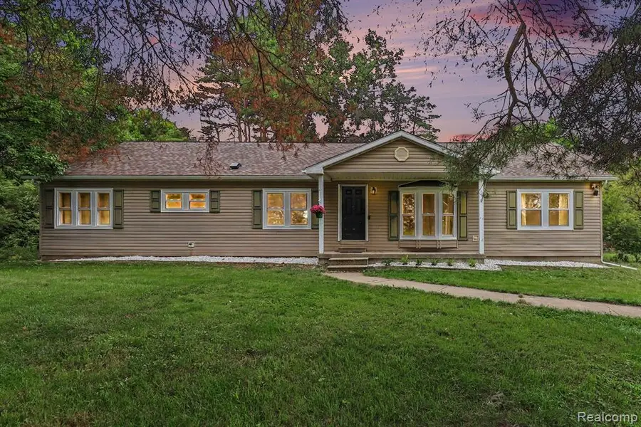 6357 N State, Davison, MI 48423 - #2