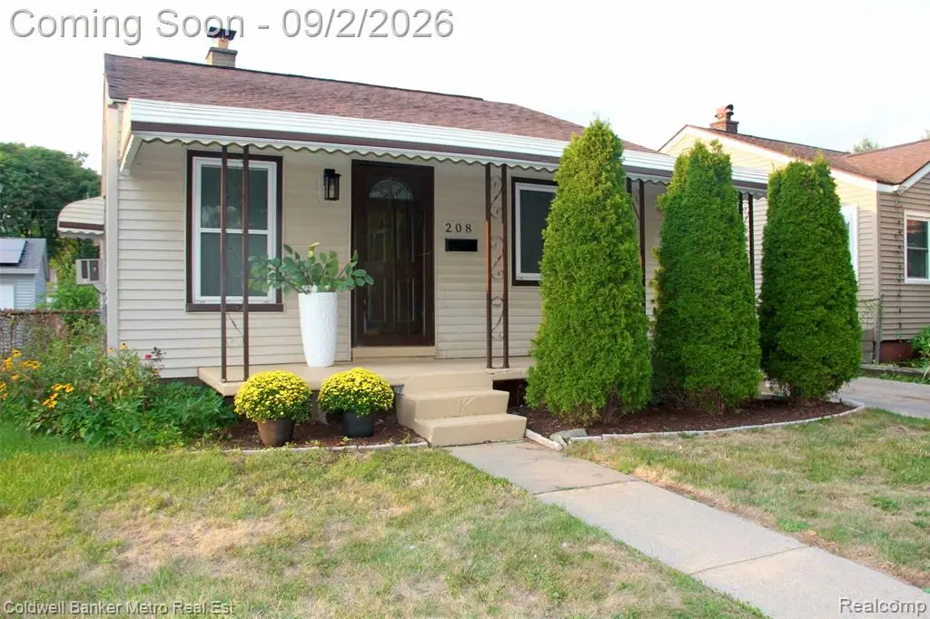 208 W Fairmount, Pontiac, MI 48340 - #1