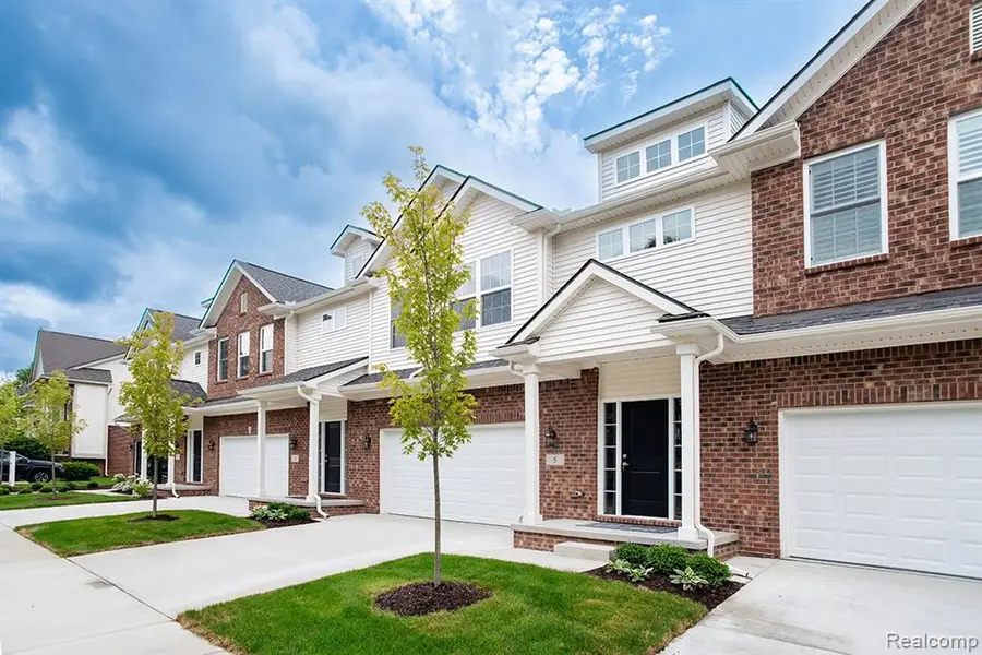 5 Grandview, White Lake, MI 48386 - #2