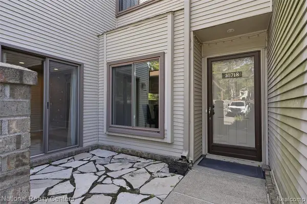 20718 Taft, Northville, MI 48167