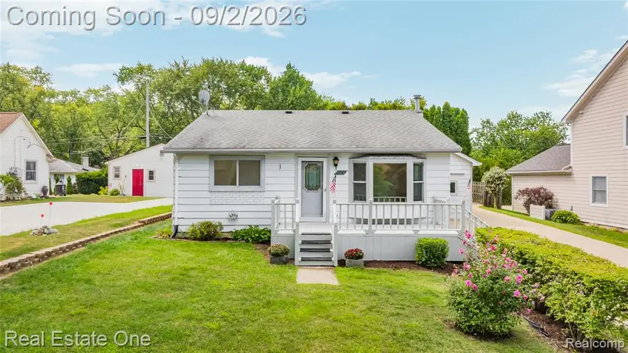 4470 Bethune, West Bloomfield, MI 48323 - #2