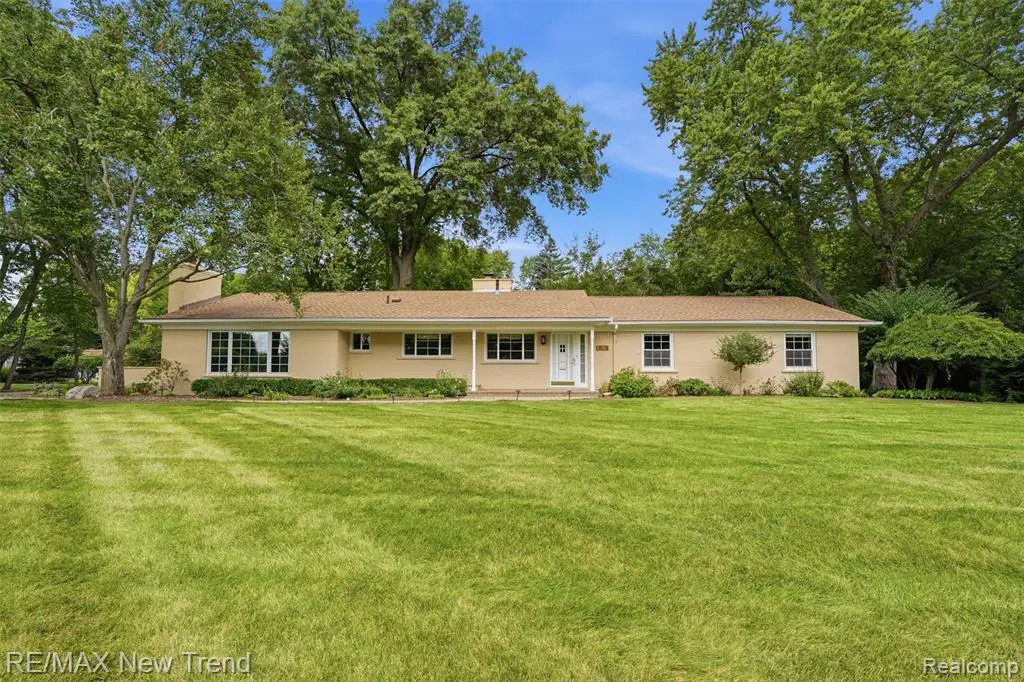 1043 Westview, Bloomfield Hills, MI 48304 - #1