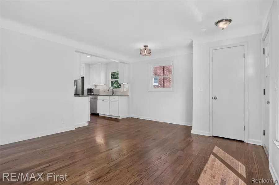 3213 Maplewood, Royal Oak, MI 48073 - #3