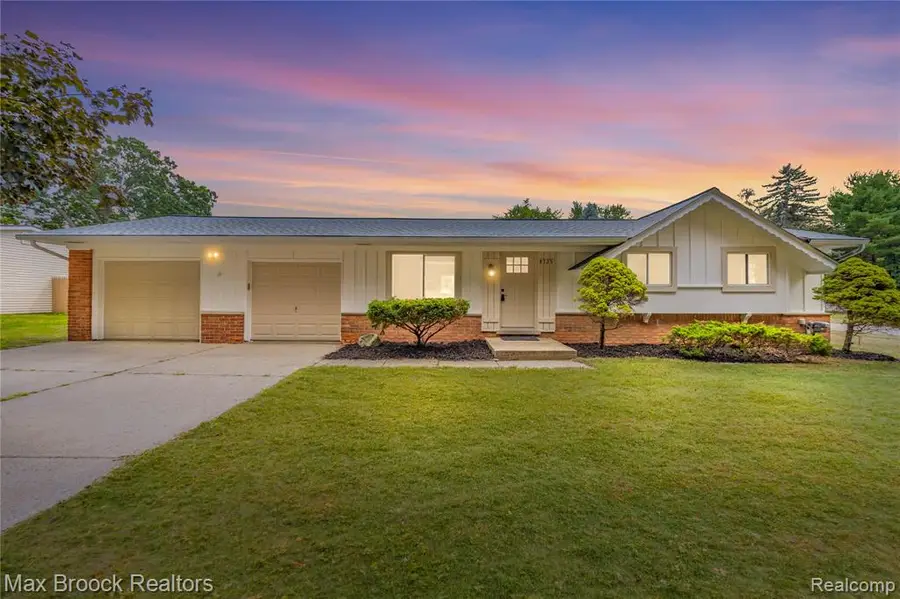 8735 Ringwood, Commerce Township, MI 48382 - #2