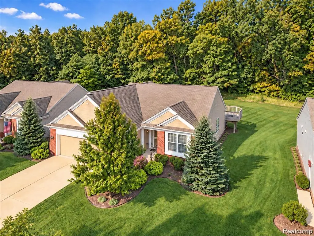 3578 Rainier, Howell, MI 48843 - #1
