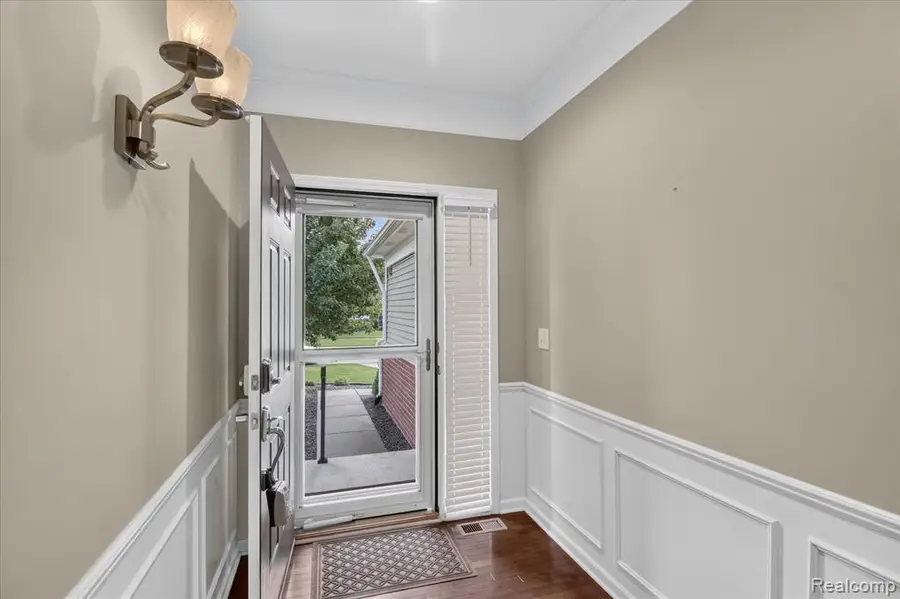 3578 Rainier, Howell, MI 48843 - #3