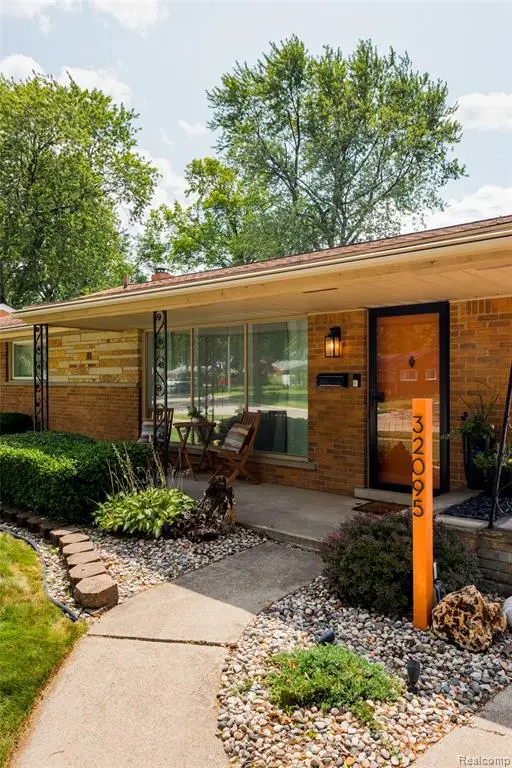 32095 Saint Annes, Warren, MI 48092 - #3