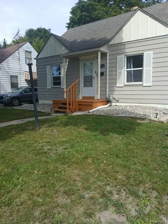 1714 W Jackson, Flint, MI 48504