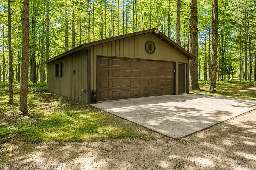 1293 Bellinger, Gladwin, MI 48624 - #3