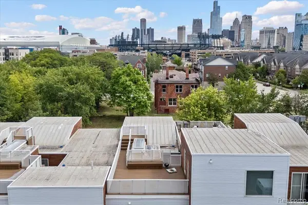 2640 John R, Detroit, MI 48201