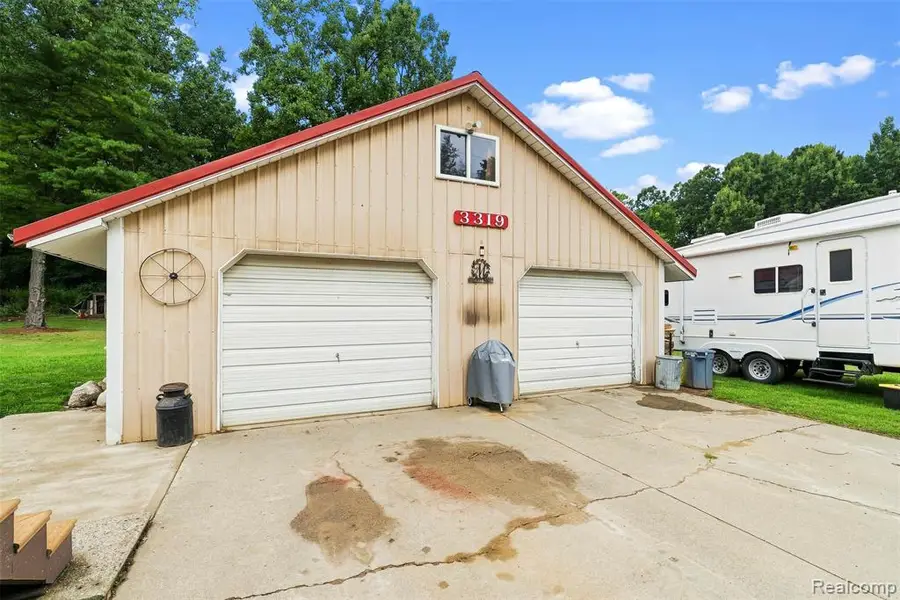 3319 Valentine, Lapeer, MI 48446 - #3