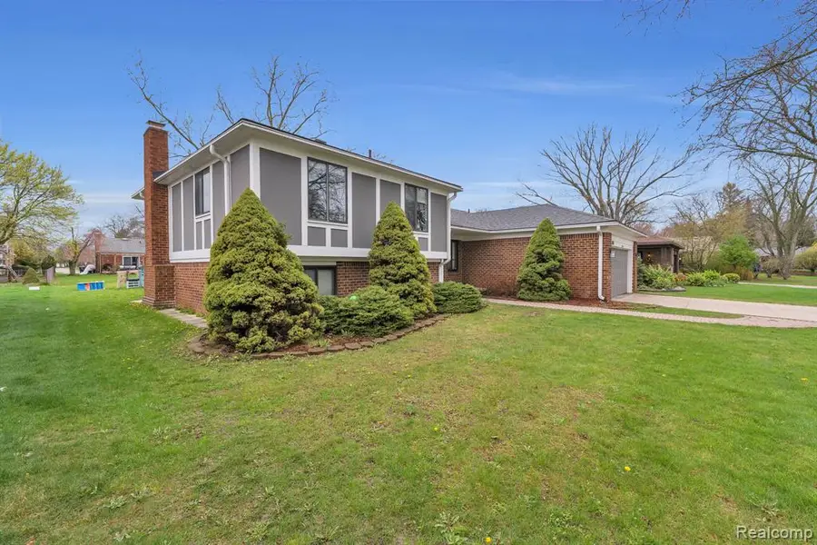 7323 Burgundy, Canton, MI 48187 - #3