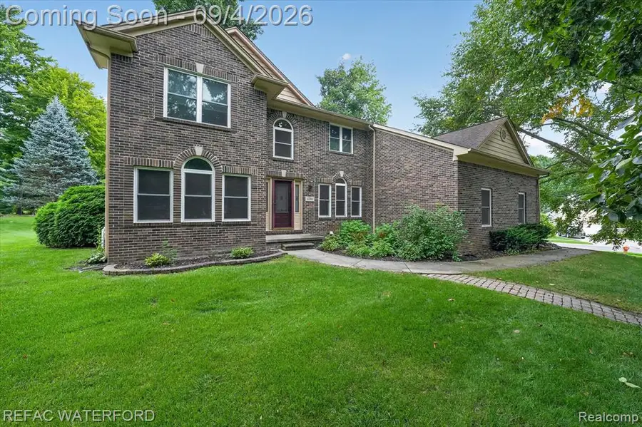 4380 Red Oak, Waterford, MI 48329 - #2