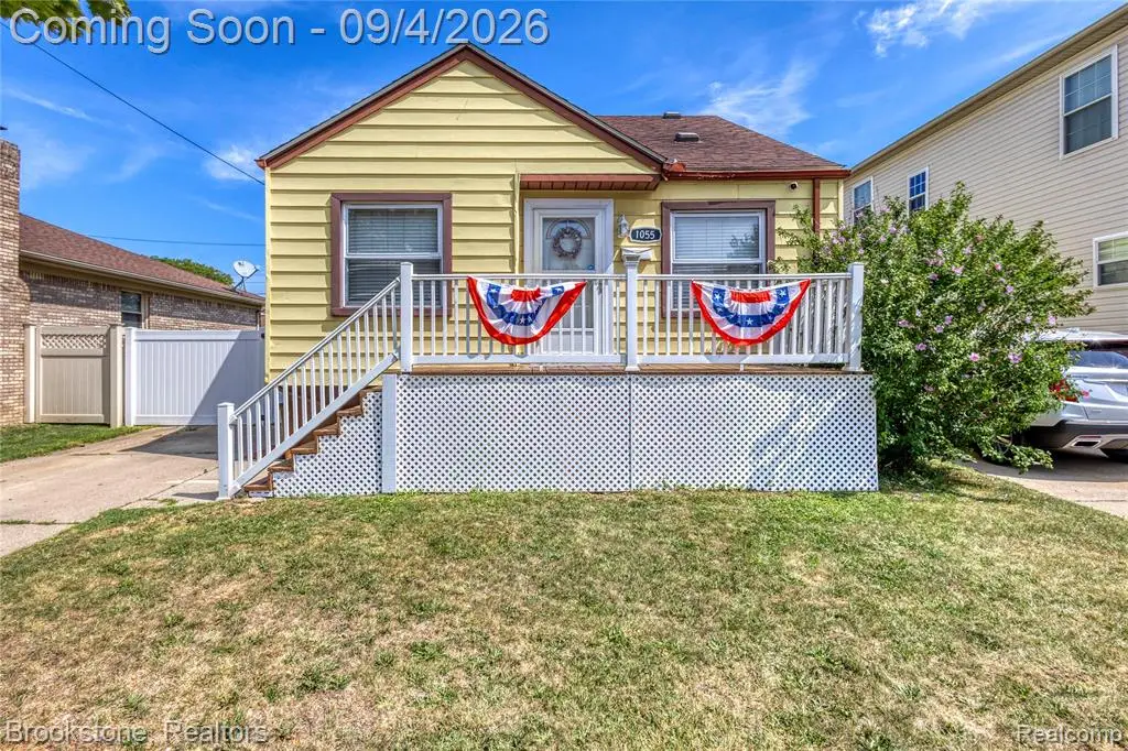 1055 8th, Wyandotte, MI 48192 - #1
