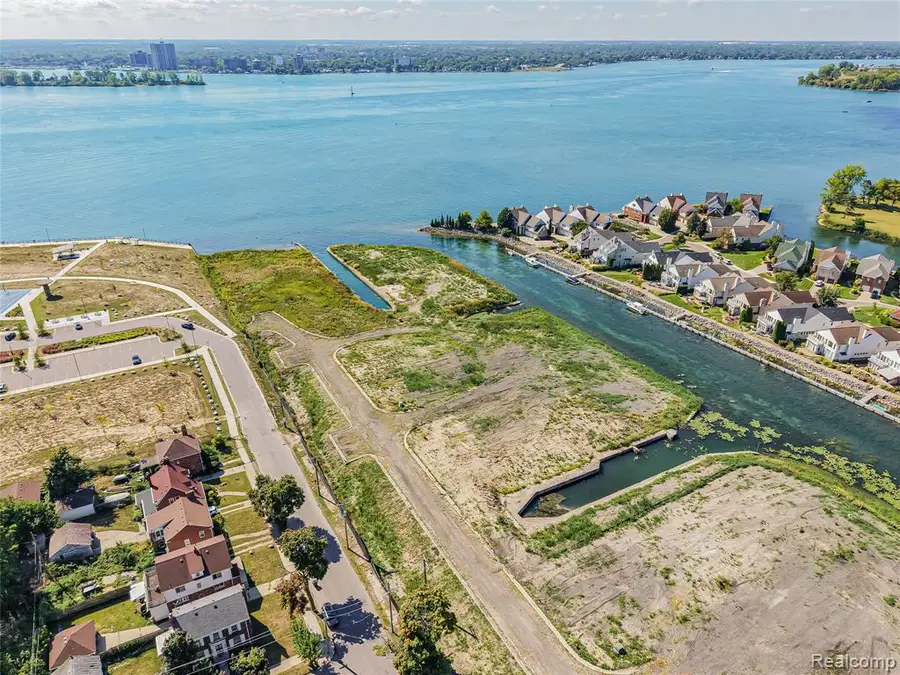 101 Lenox, Detroit, MI 48215 - #2