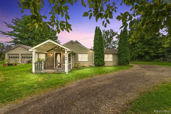 3198 E Grand Blanc, Grand Blanc, MI 48439
