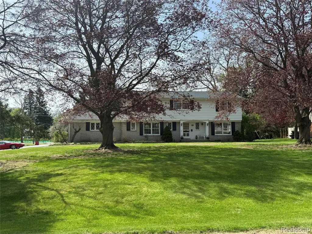 26023 Meadow, Franklin, MI 48025 - #1