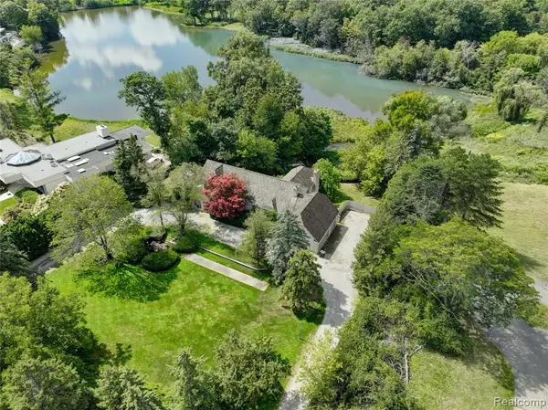 363 Lakewood, Bloomfield Hills, MI 48304