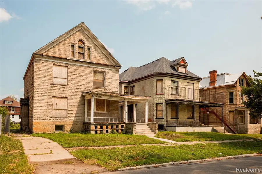 1582 Cadillac, Detroit, MI 48214 - #2