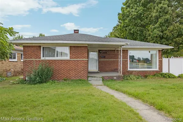 14361 W 10 Mile, Oak Park, MI 48237