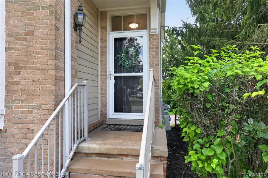 7100 Heron Hills, Wolverine Lake, MI 48390 - #2
