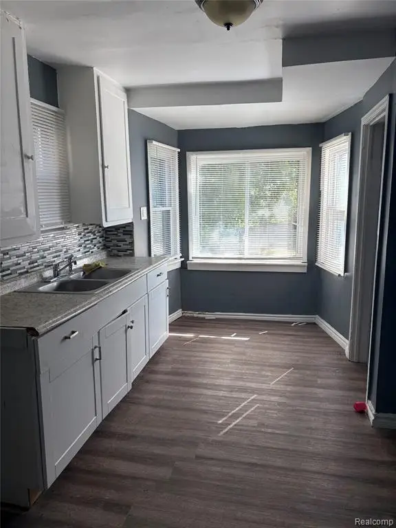 16820 Oakfield, Detroit, MI 48235 - #3