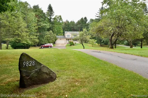 9828 Hadley, Clarkston, MI 48348