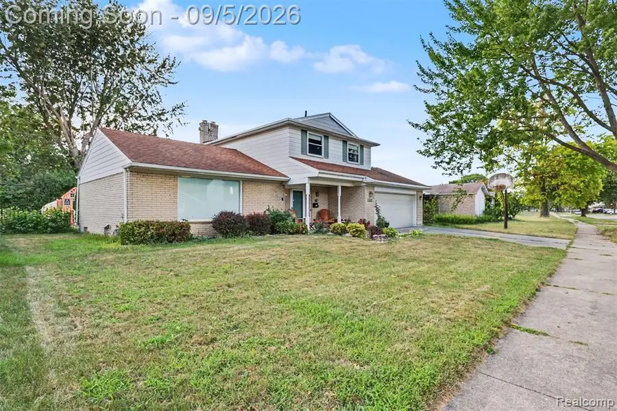 369 Norborne, Dearborn Heights, MI 48127 - #2