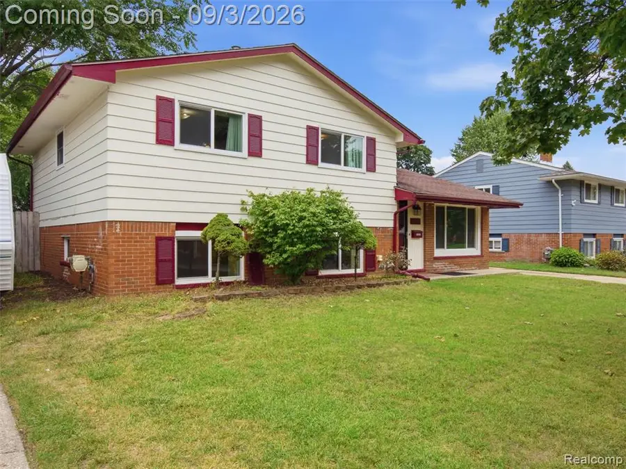 6789 Chirrewa, Westland, MI 48185 - #3