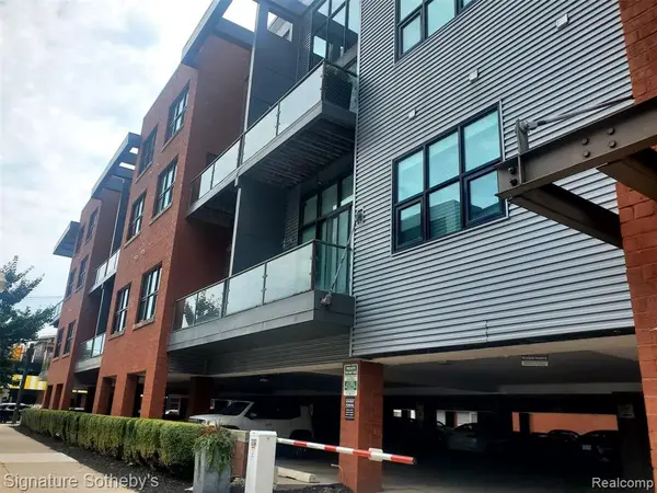 111 N Main #202, Royal Oak, MI 48067