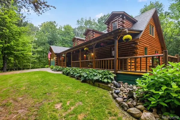 4636 N Hope, Hope, MI 48628