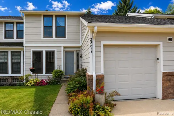 22817 Cranbrooke, Novi, MI 48375