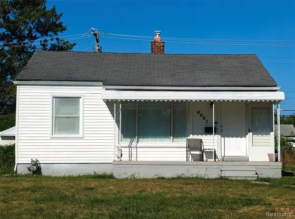 6021 Faust, Detroit, MI 48228