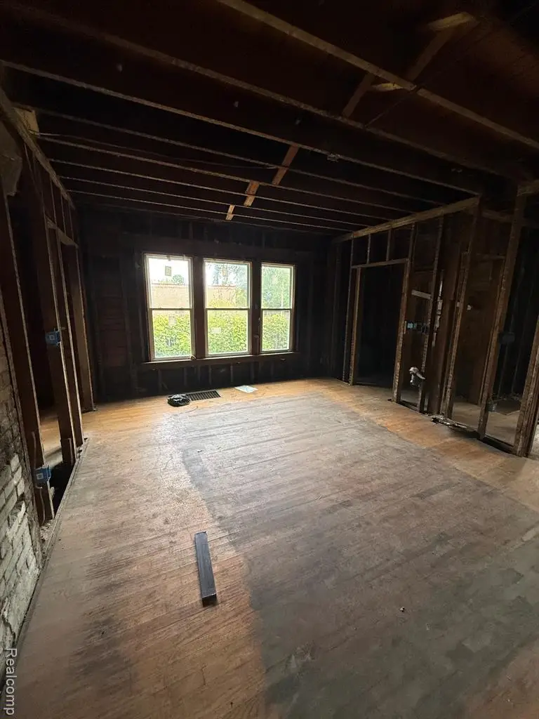1028 Oak, Flint, MI 48503 - #3