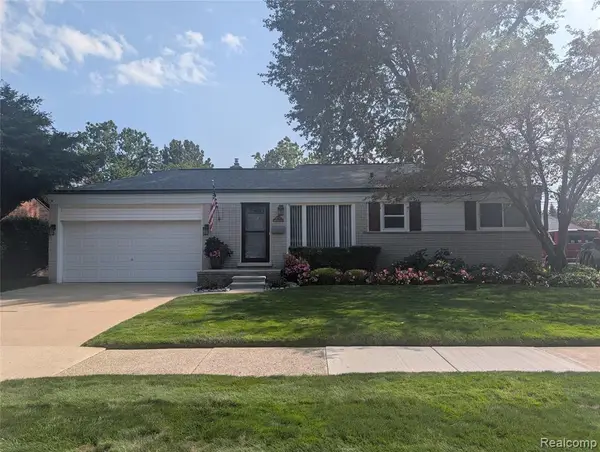 30721 Minton, Livonia, MI 48150