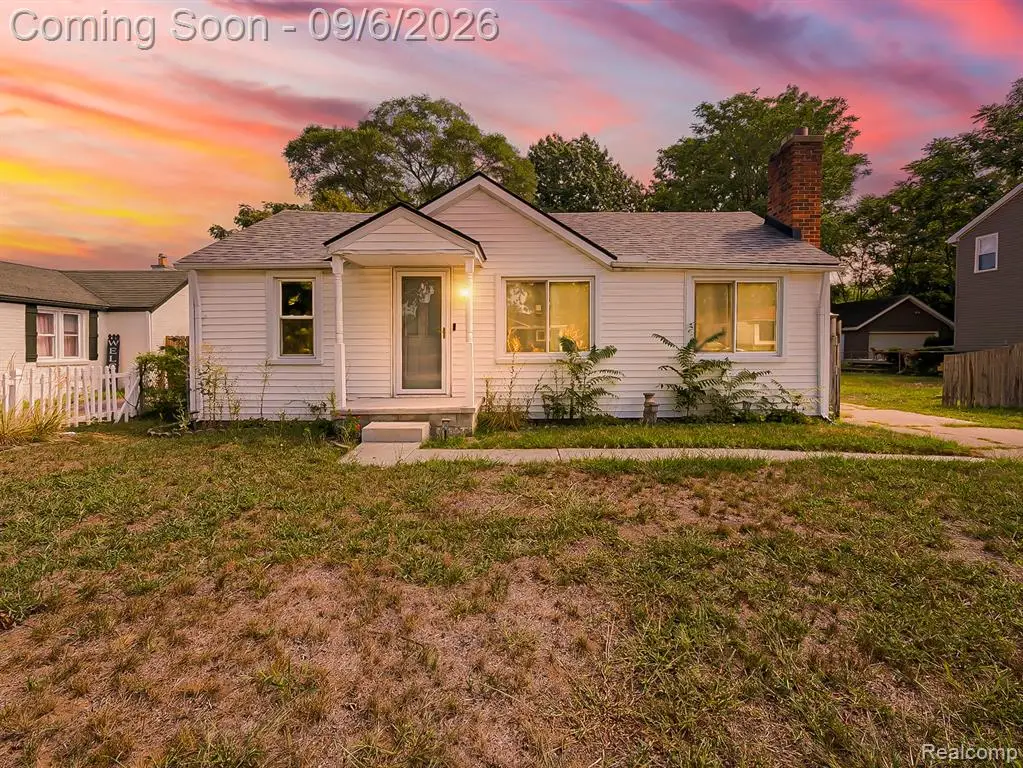20380 Floral, Livonia, MI 48152 - #1