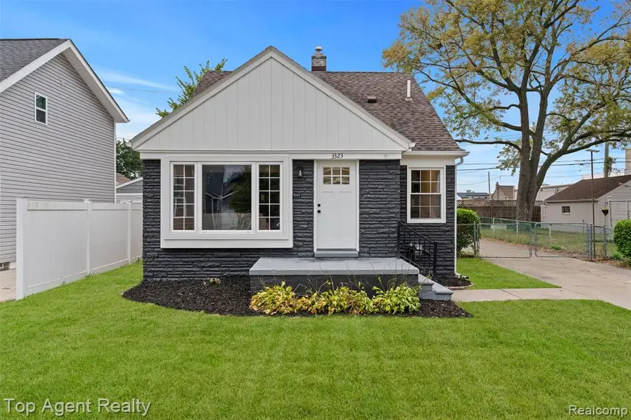 3323 Gardner, Berkley, MI 48072 - #2
