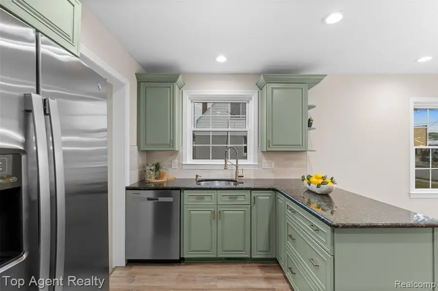 3323 Gardner, Berkley, MI 48072 - #3