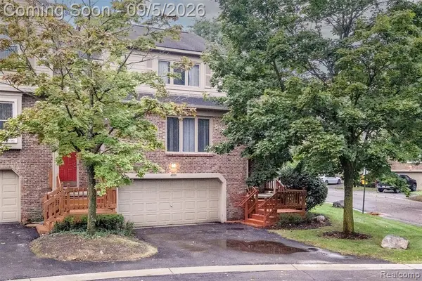 6333 Aspen Ridge, West Bloomfield, MI 48322