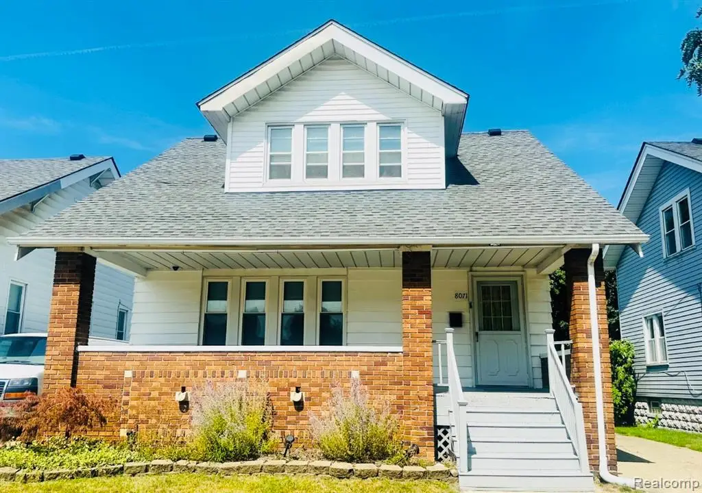 8071 Harding, Center Line, MI 48015 - #1
