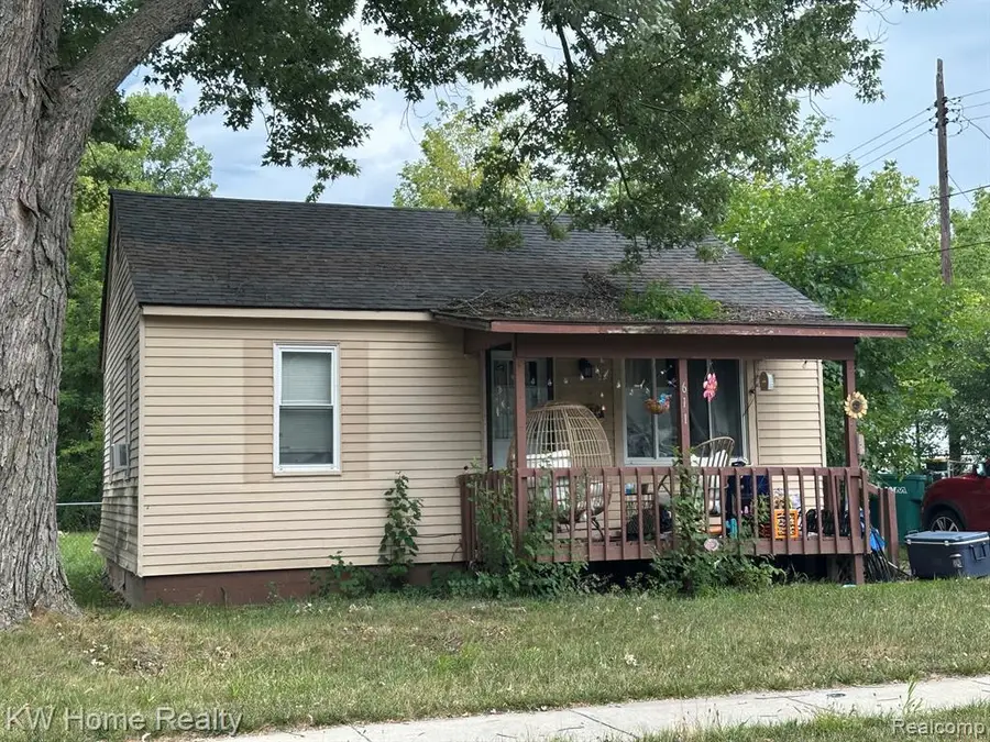 611 Beach, Mount Morris, MI 48458 - #2
